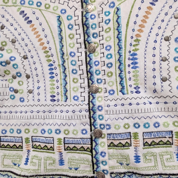 Chico's Women's Embroidered & Studded Thebes Parisian Lined Blazer/Jacket/Top - Picture 5 of 15